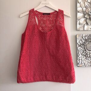 BLUENOTES Pink Lace Tank w. Button Detail
